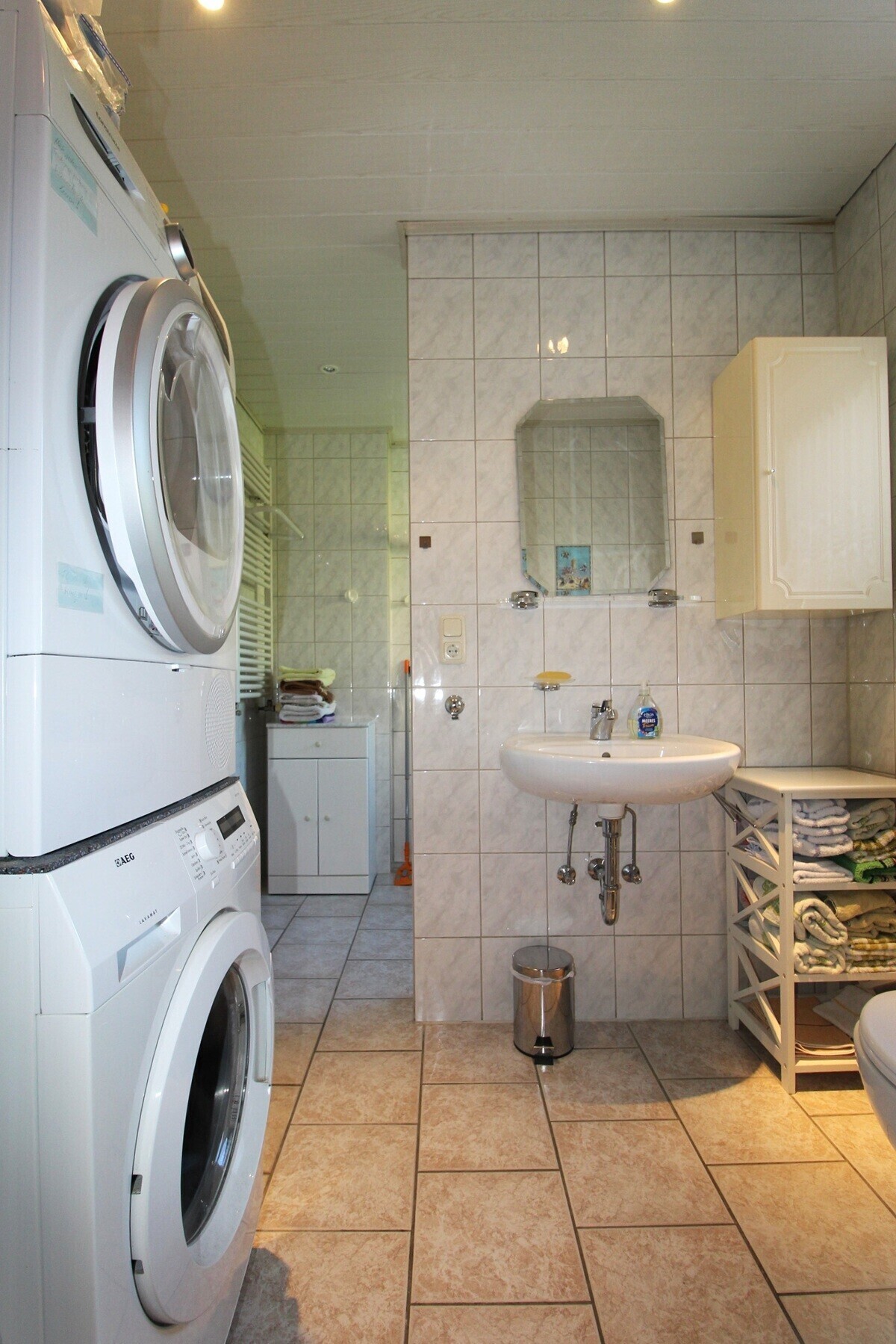 EG Badezimmer 1.3
