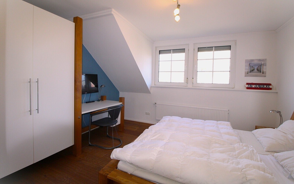 Schlafzimmer 2.1