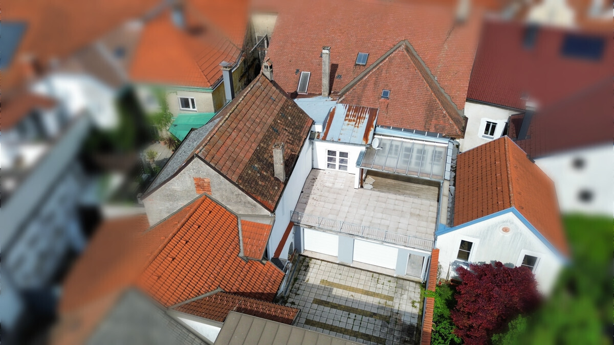 Ansicht Terrasse und Hof