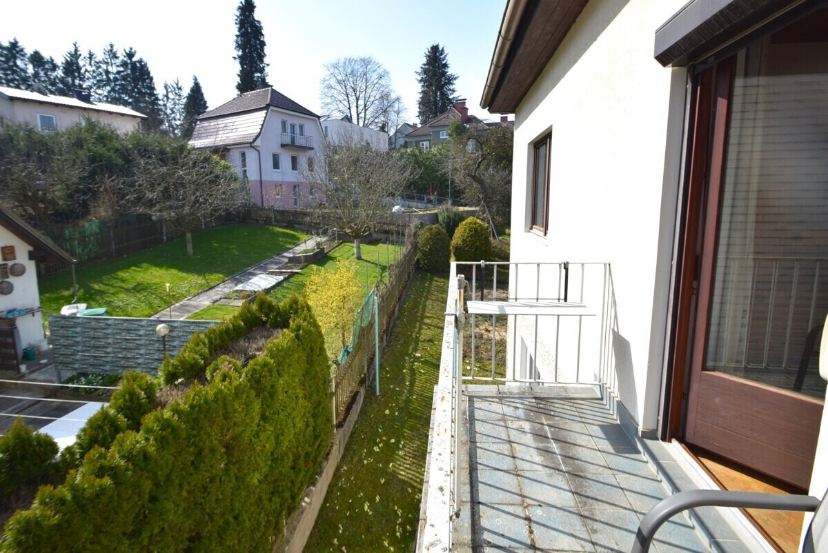 Balkon OG