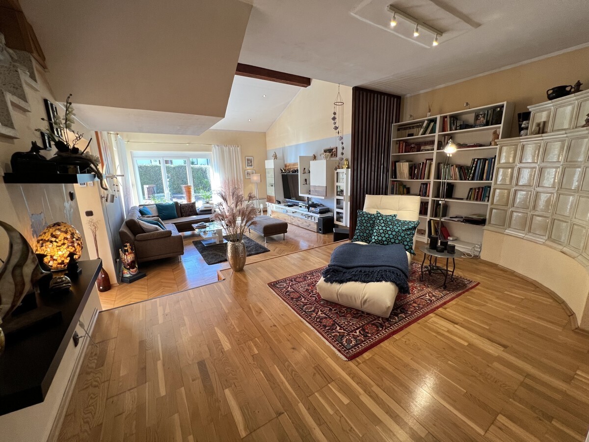 Wohnzimmer Pos. 1