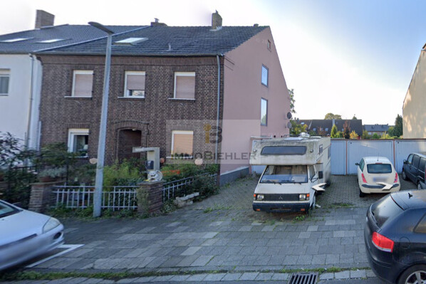 Grundstück