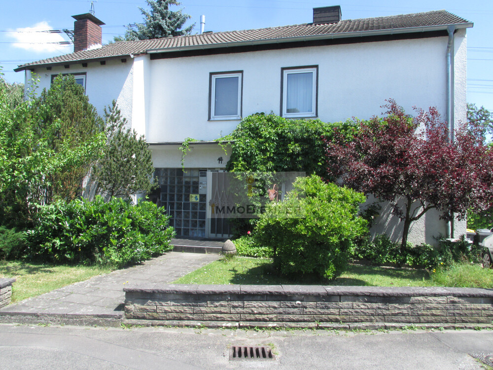 ETW mit Balkon, EBK, Garten & Stellplatz in top Lage