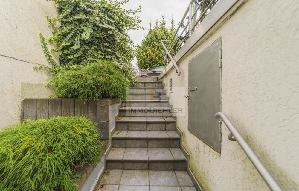 Treppe zum UG