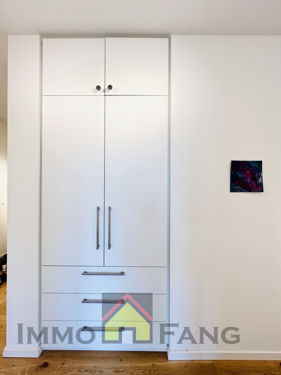 Einbauschrank im Flur