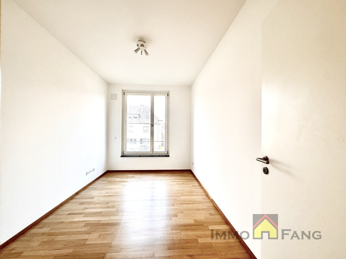 Büro/ Kind