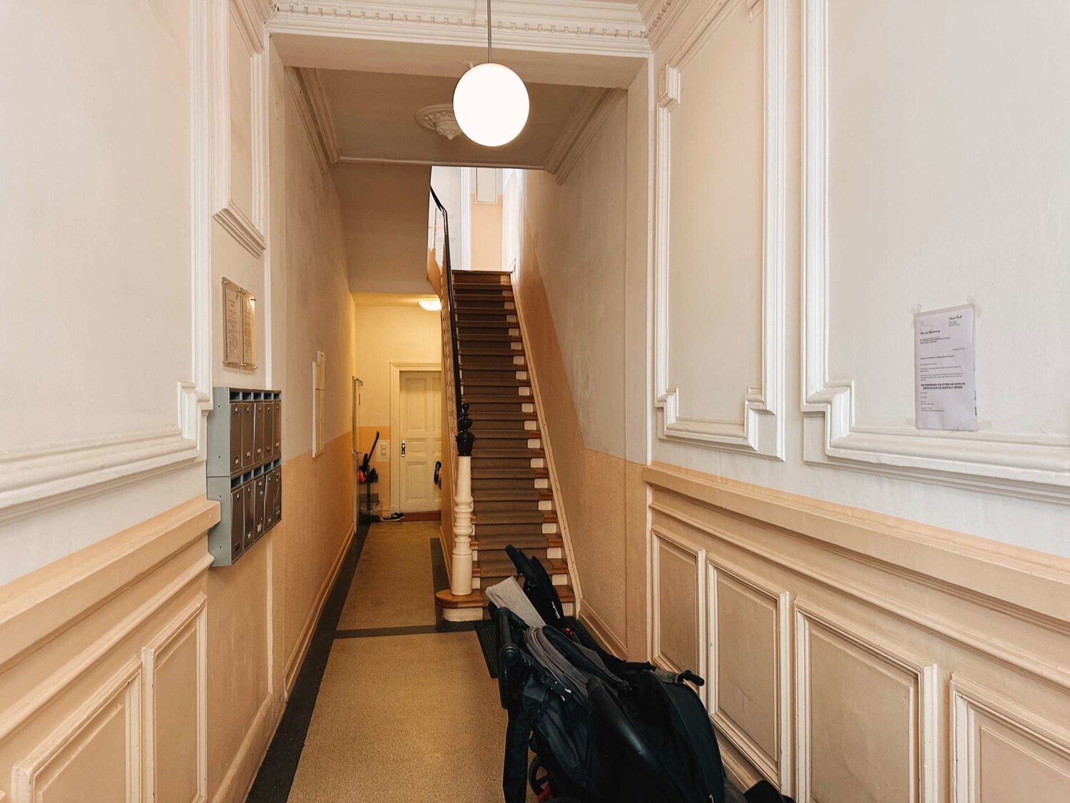 Hausflur mit Stuck Wohnhaus