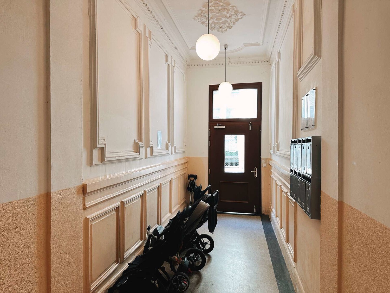 Haupteingang Wohnhaus