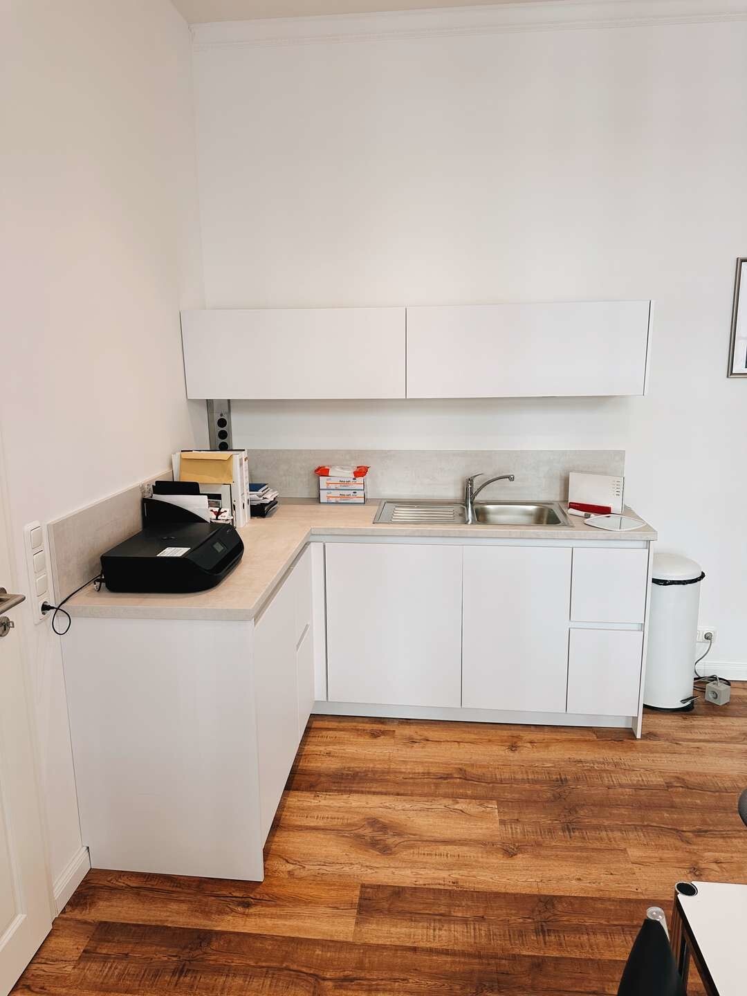 Teeküche Praxisraum 1