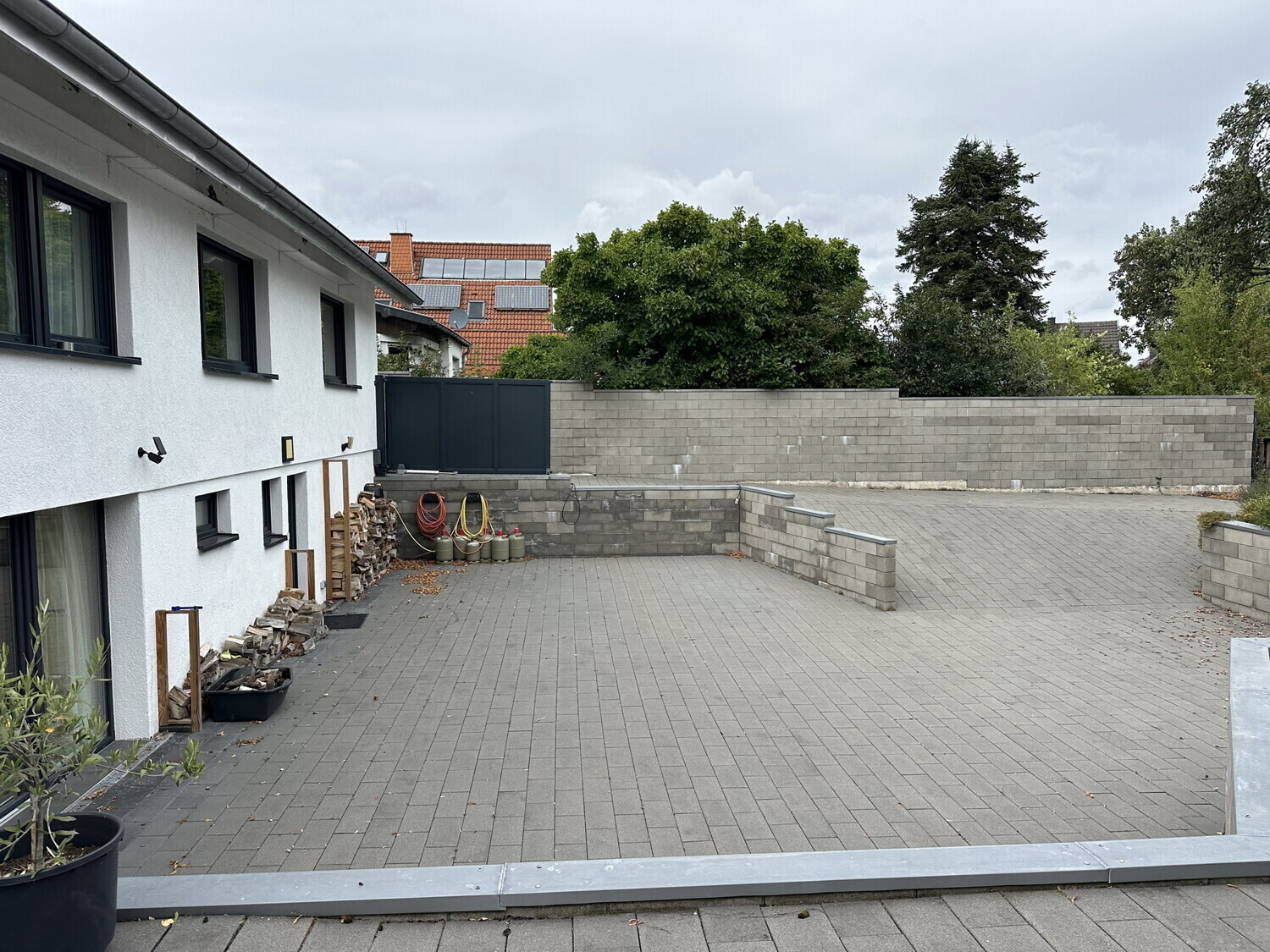 ausreichend Parkflächen
