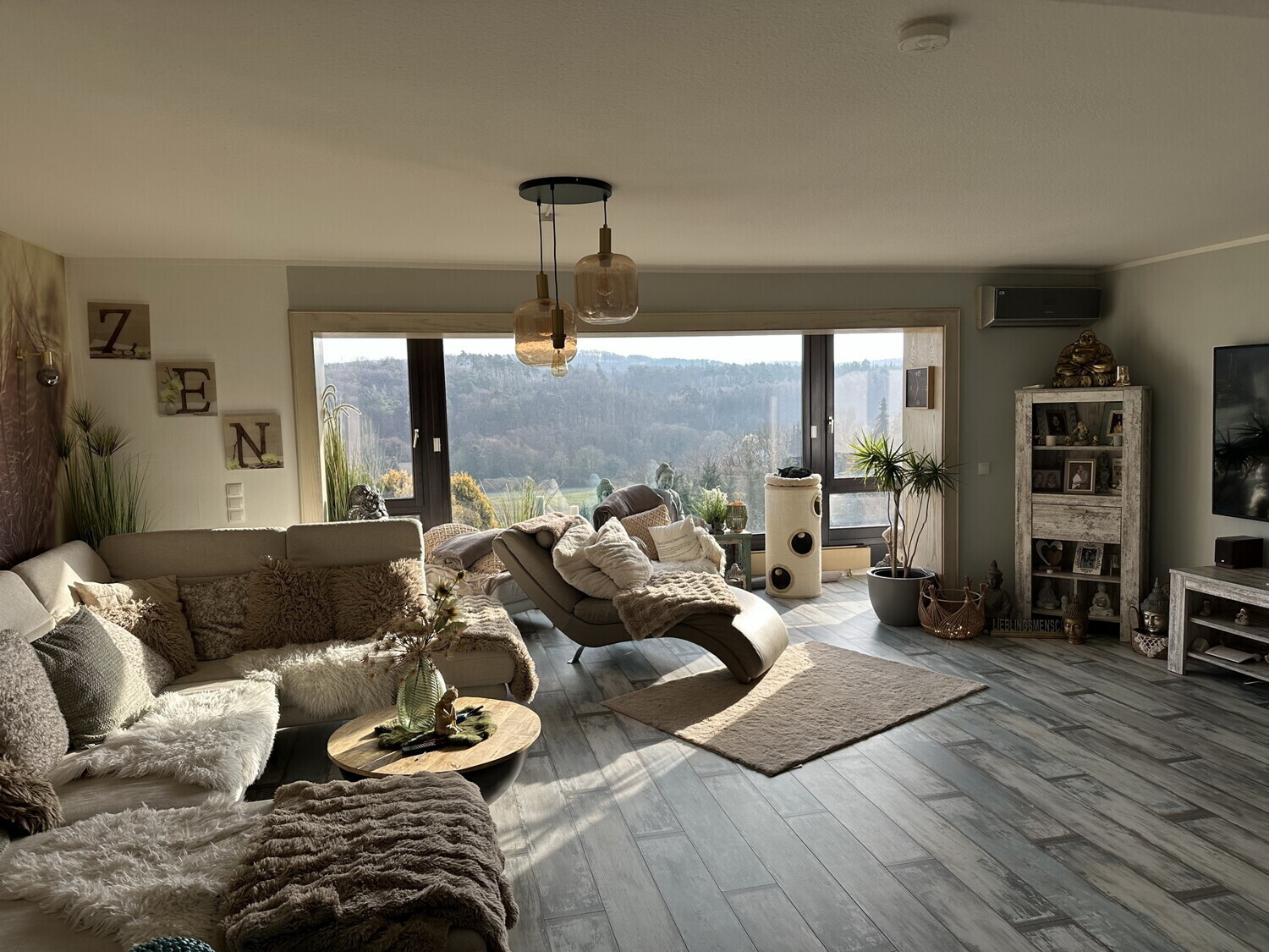Wohnzimmer mit Fernsicht