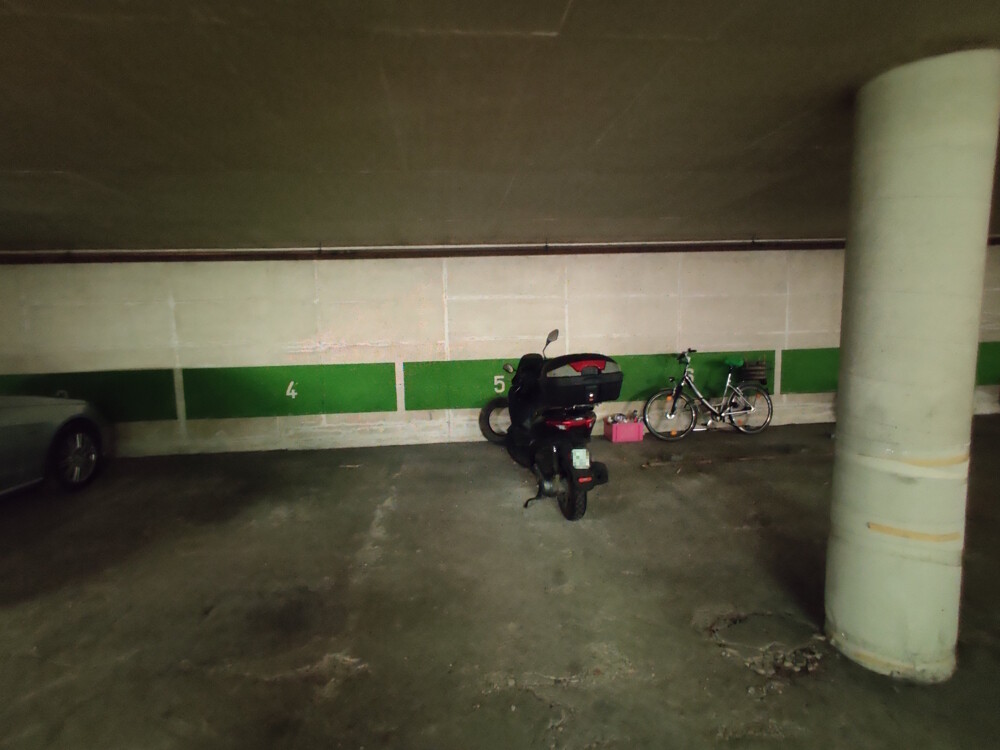 Tiefgaragenstellplatz