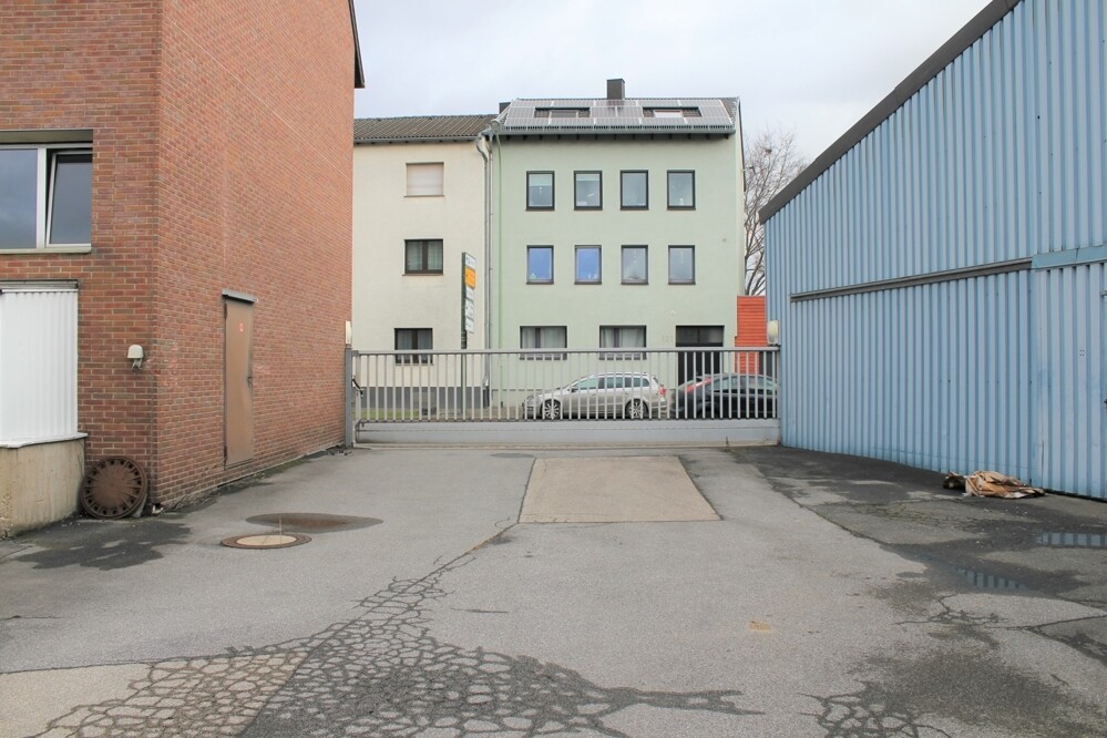 Einfahrtstor