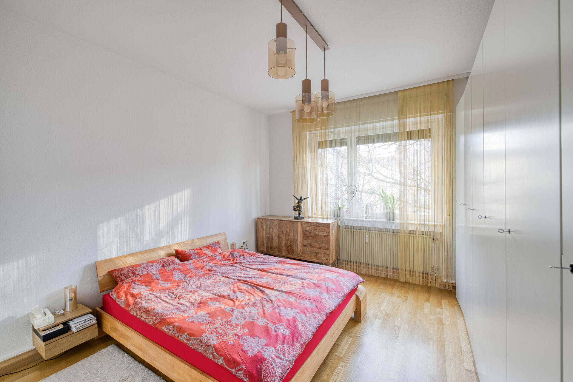 Helles Schlafzimmer