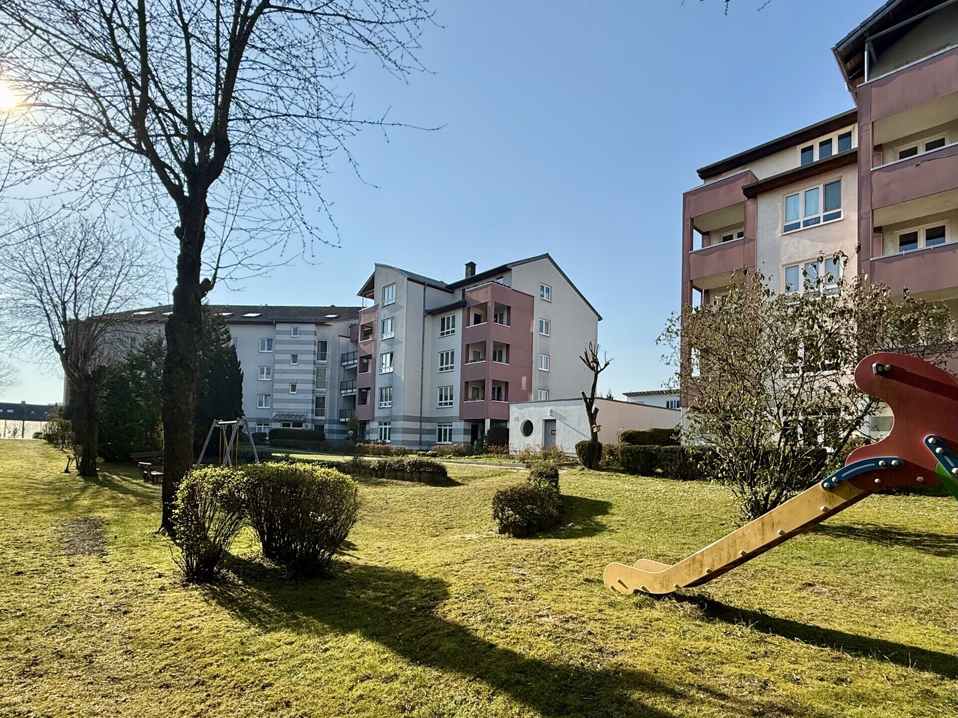 Familienfreundliche Wohnanlage mit viel Grün