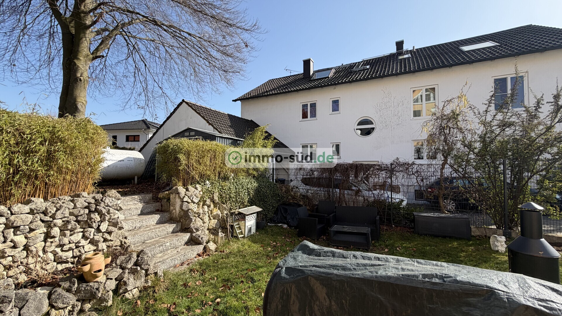Garten 1 mit Zugang zu Garten 2