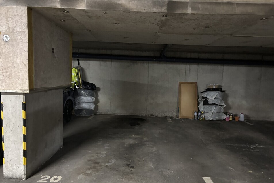 Tiefgaragenstellplatz