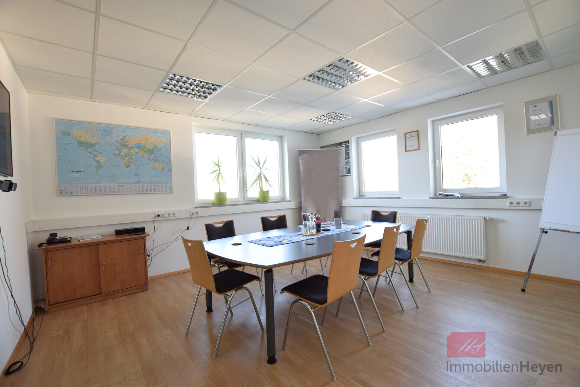 Gebäude 2 Besprechungszimmer 3.OG