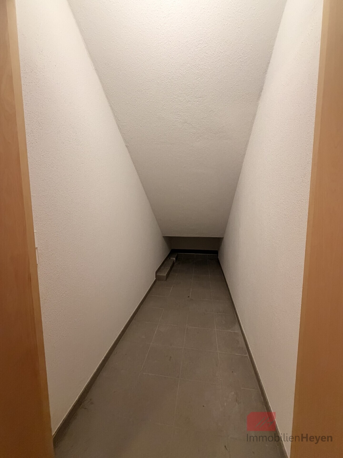 Abstellkammer UG