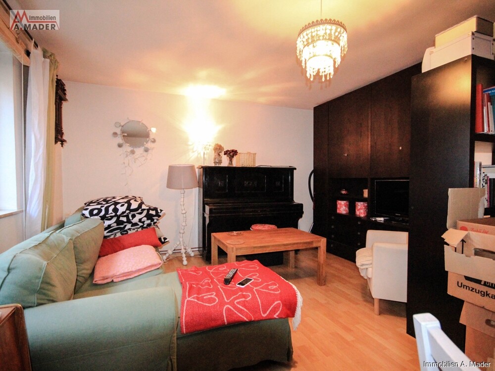 Wohnzimmer- 1. OG-rechts