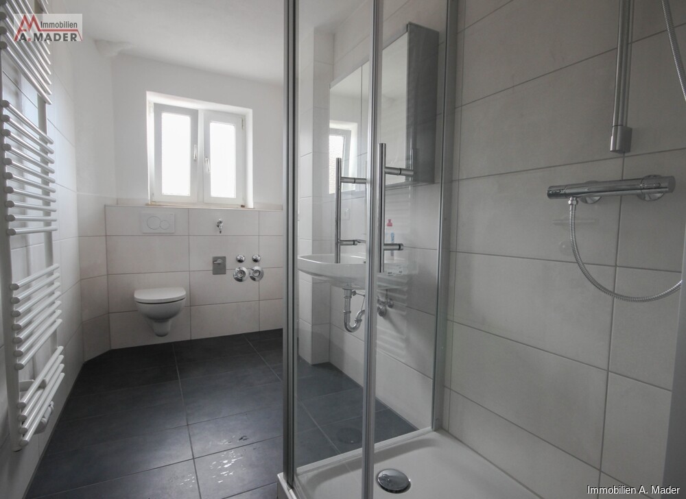 Badezimmer-1. OG links