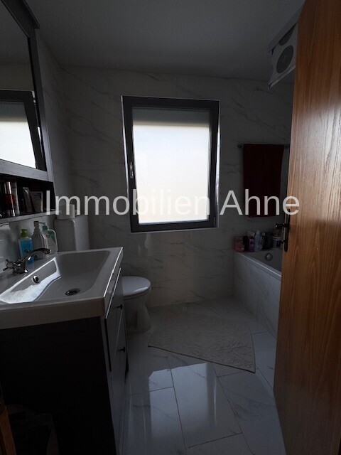 Bad mit Wanne