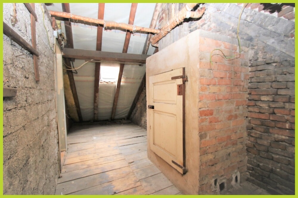 Ausbaureserve Dach mit Räucherofen