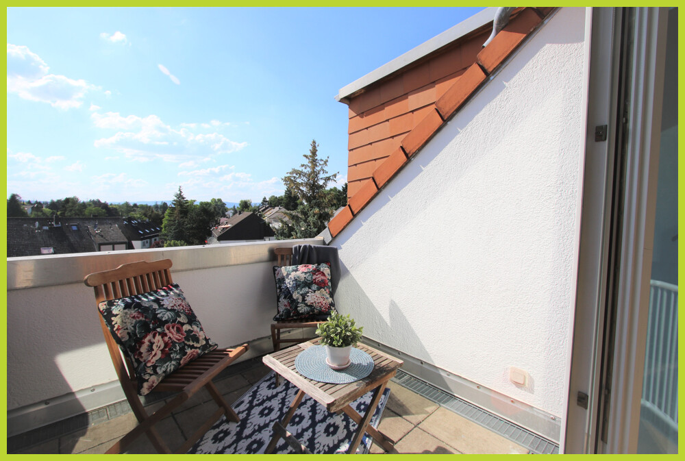 Dachterrasse mit herrlichem Weitblick in Westausrichtung