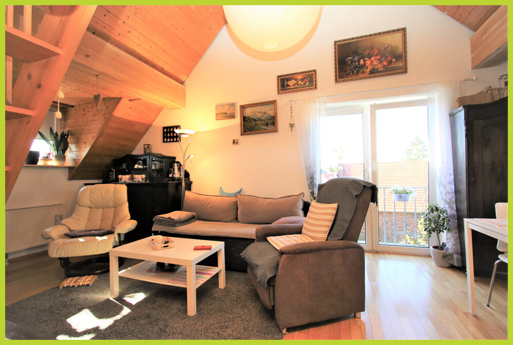 Wohn- Essbereich mit französischen Balkon