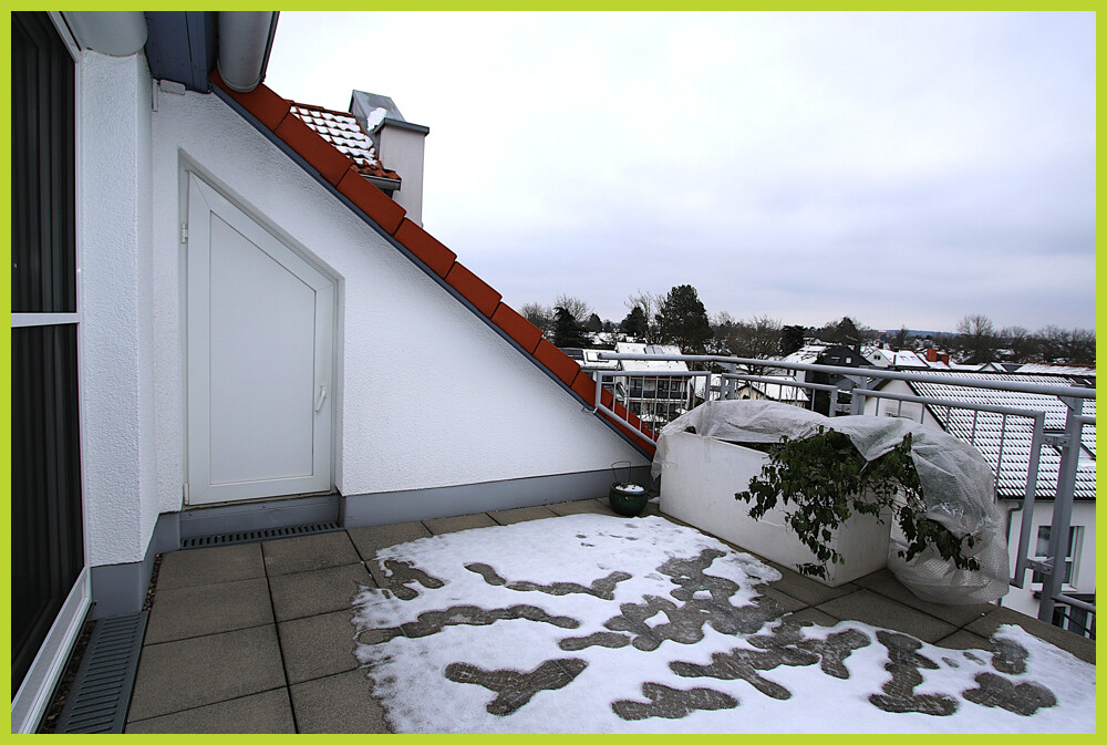 Dachterrasse mit Abstellraum