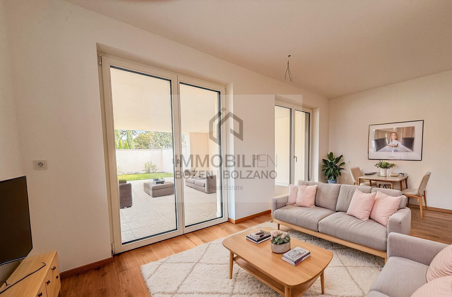 Virtual Staging Cloud - IMG_3408.jpg-23. März 2026 15_36 (2)