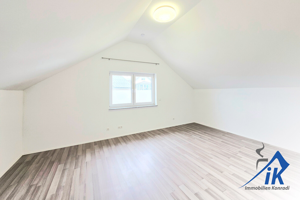 Schlafzimmer DG