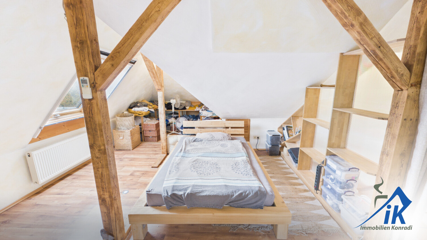 Schlafzimmer DG 