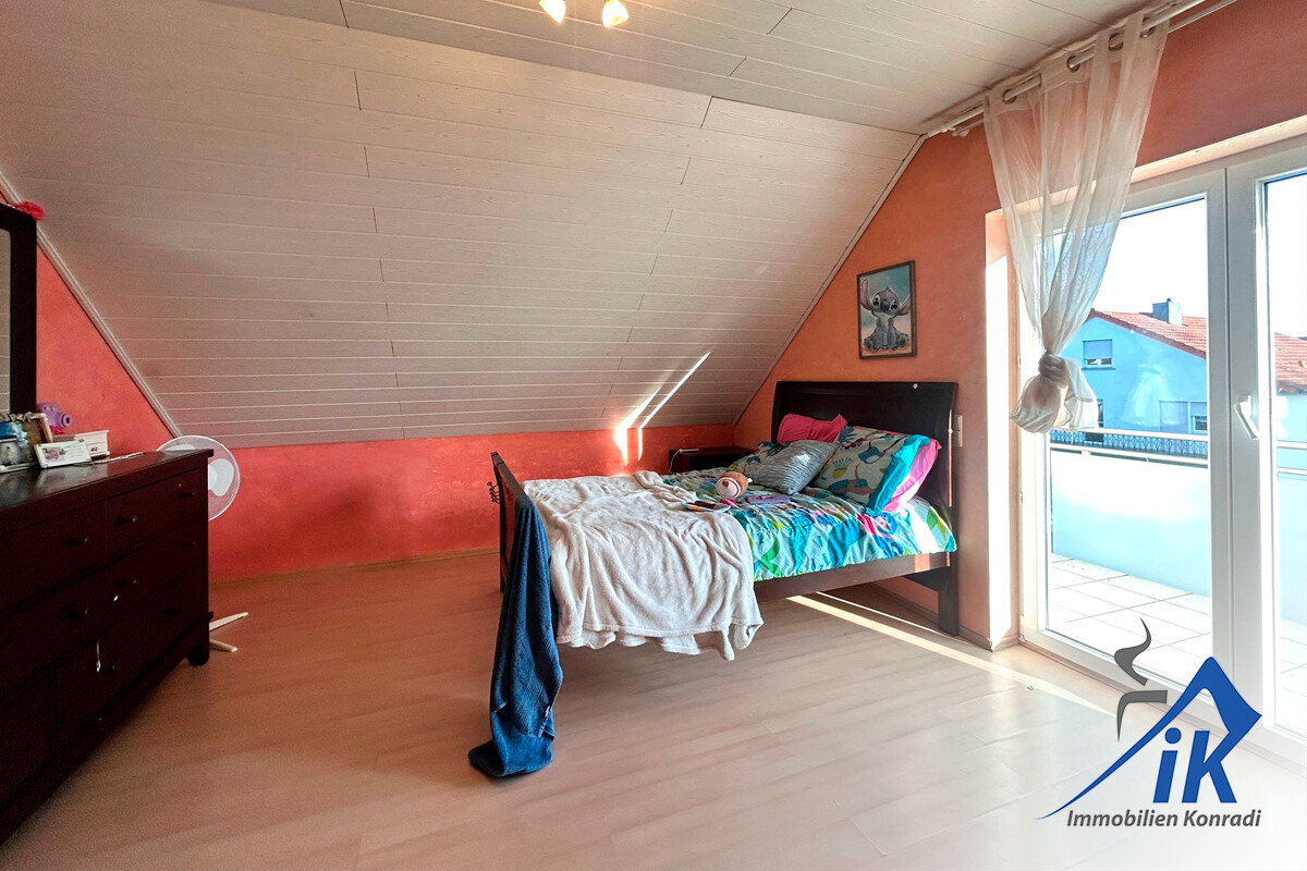 Schlafzimmer OG