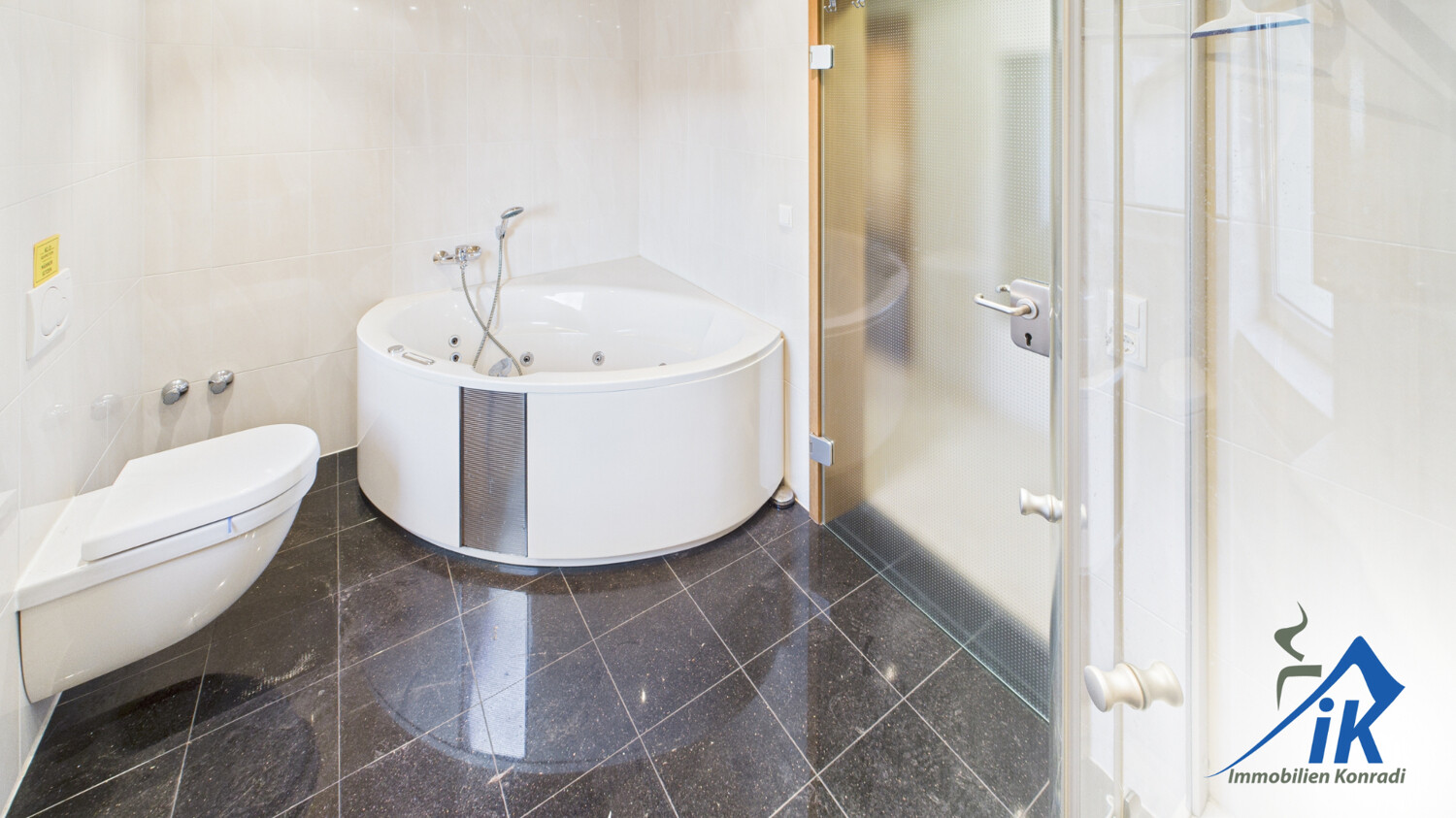 Badezimmer OG 