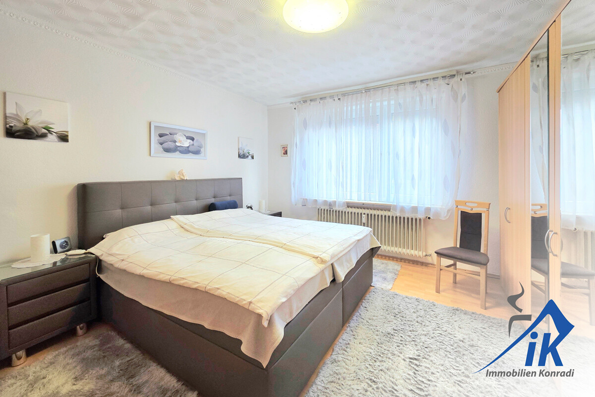 Schlafzimmer 1OG
