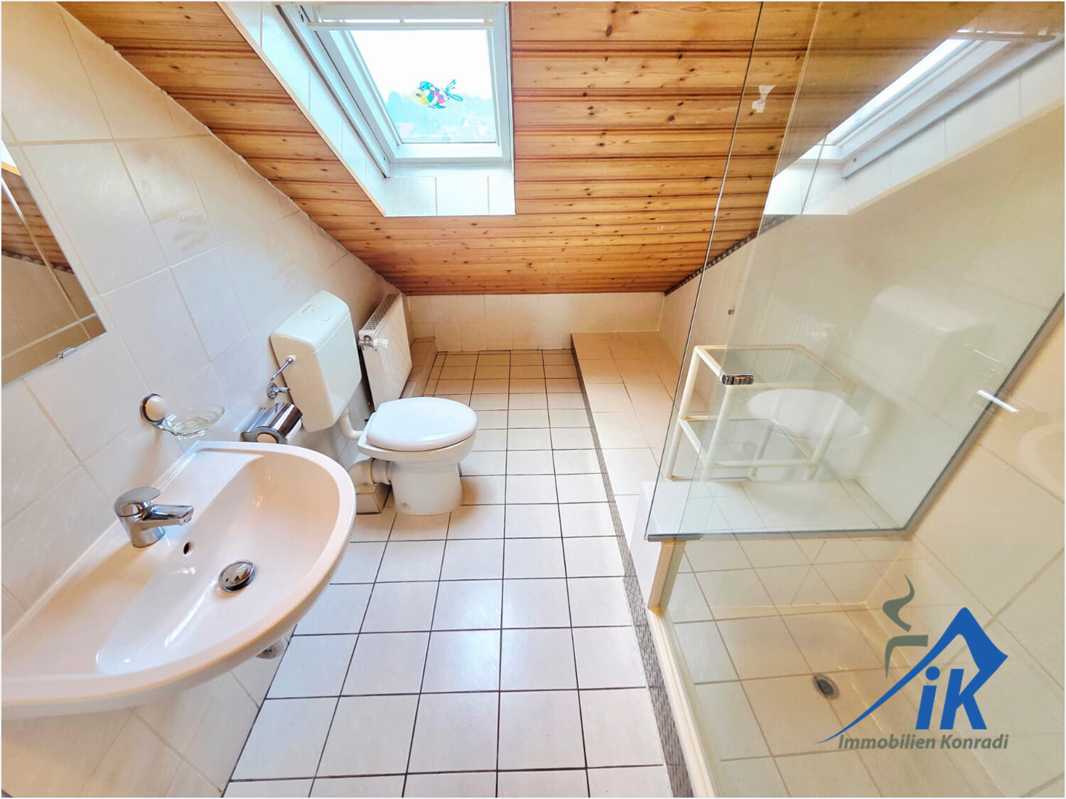Badezimmer DG