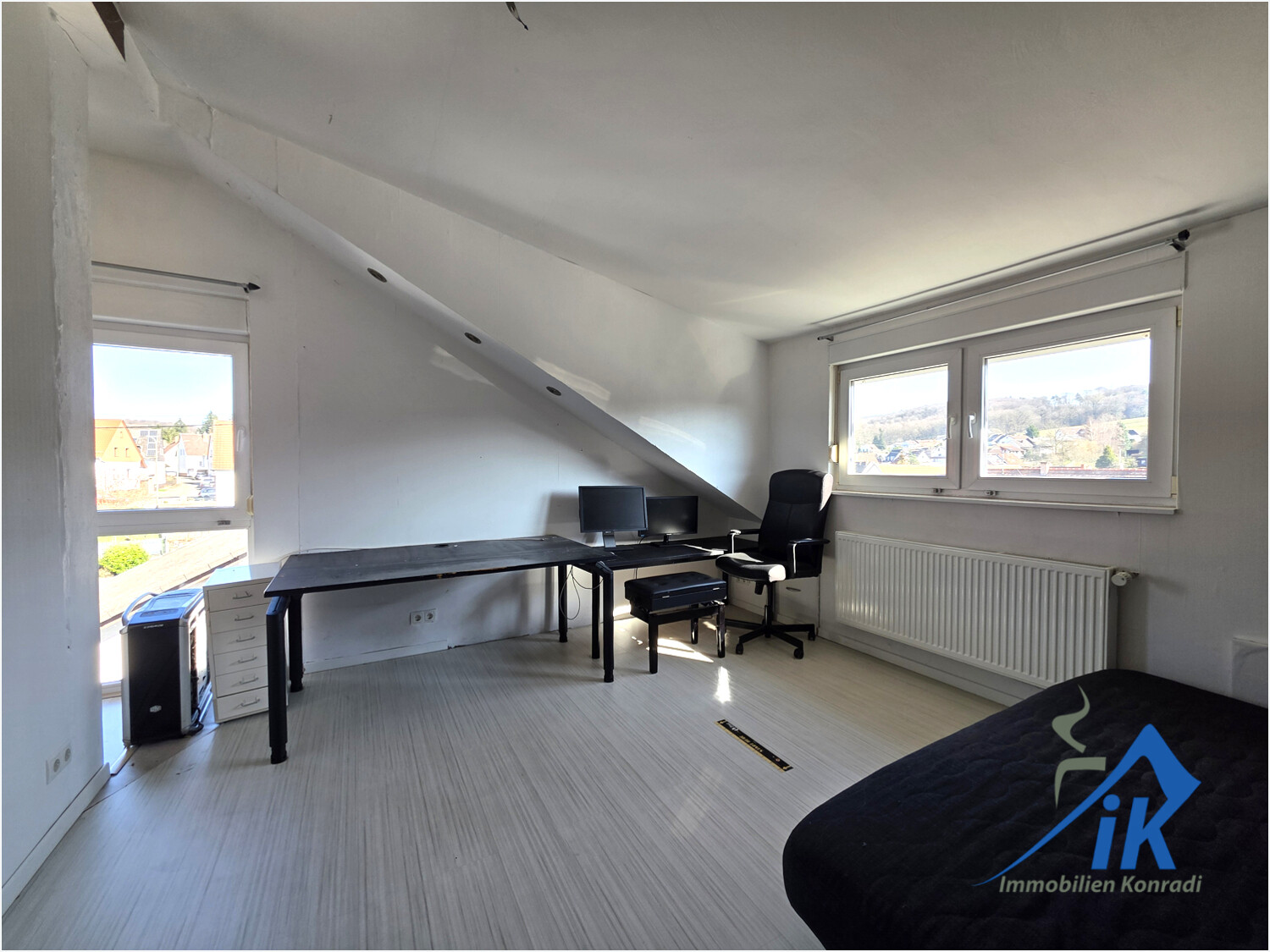 Schlafzimmer DG