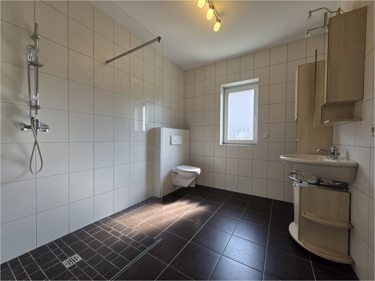 Badezimmer EG