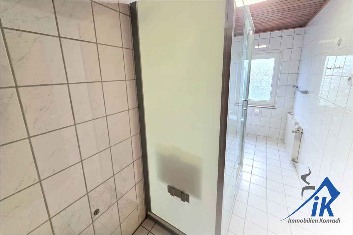 Badezimmer EG