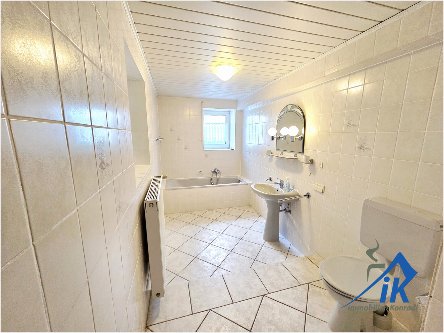 Badezimmer EG