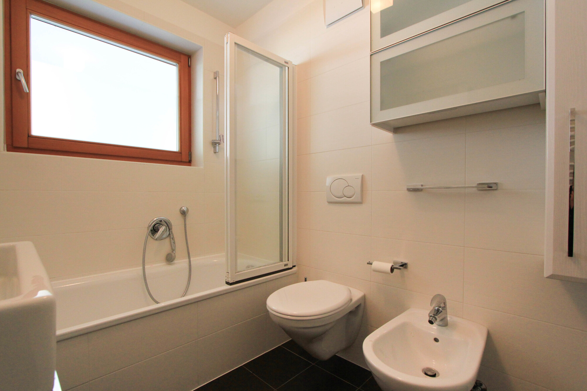 bathroom/