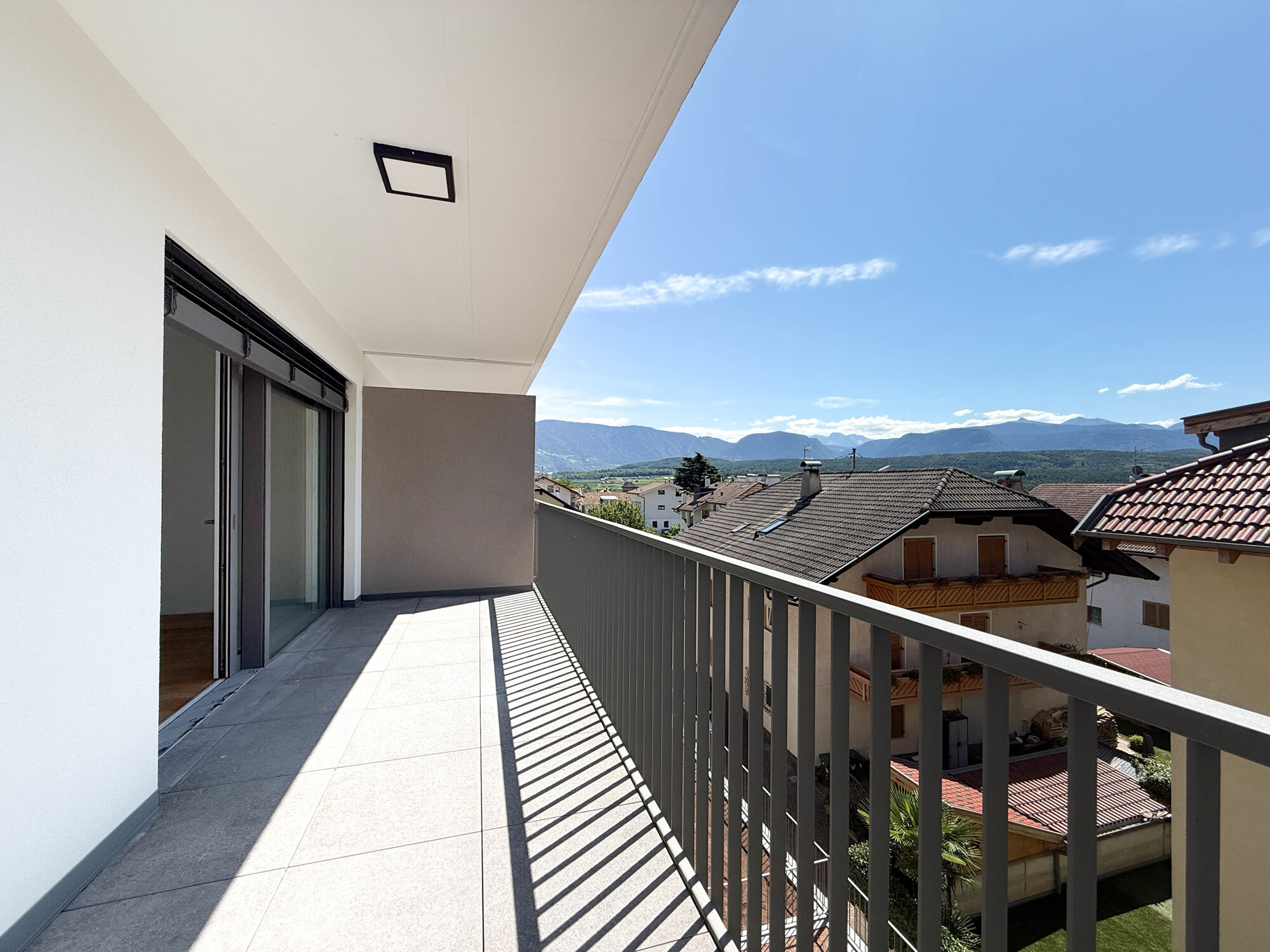 balcony/