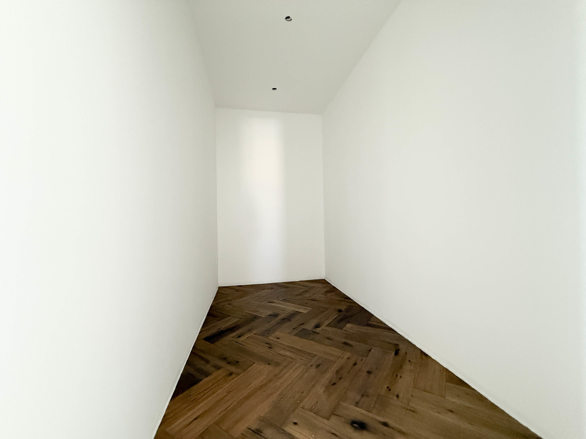 wardrobe/