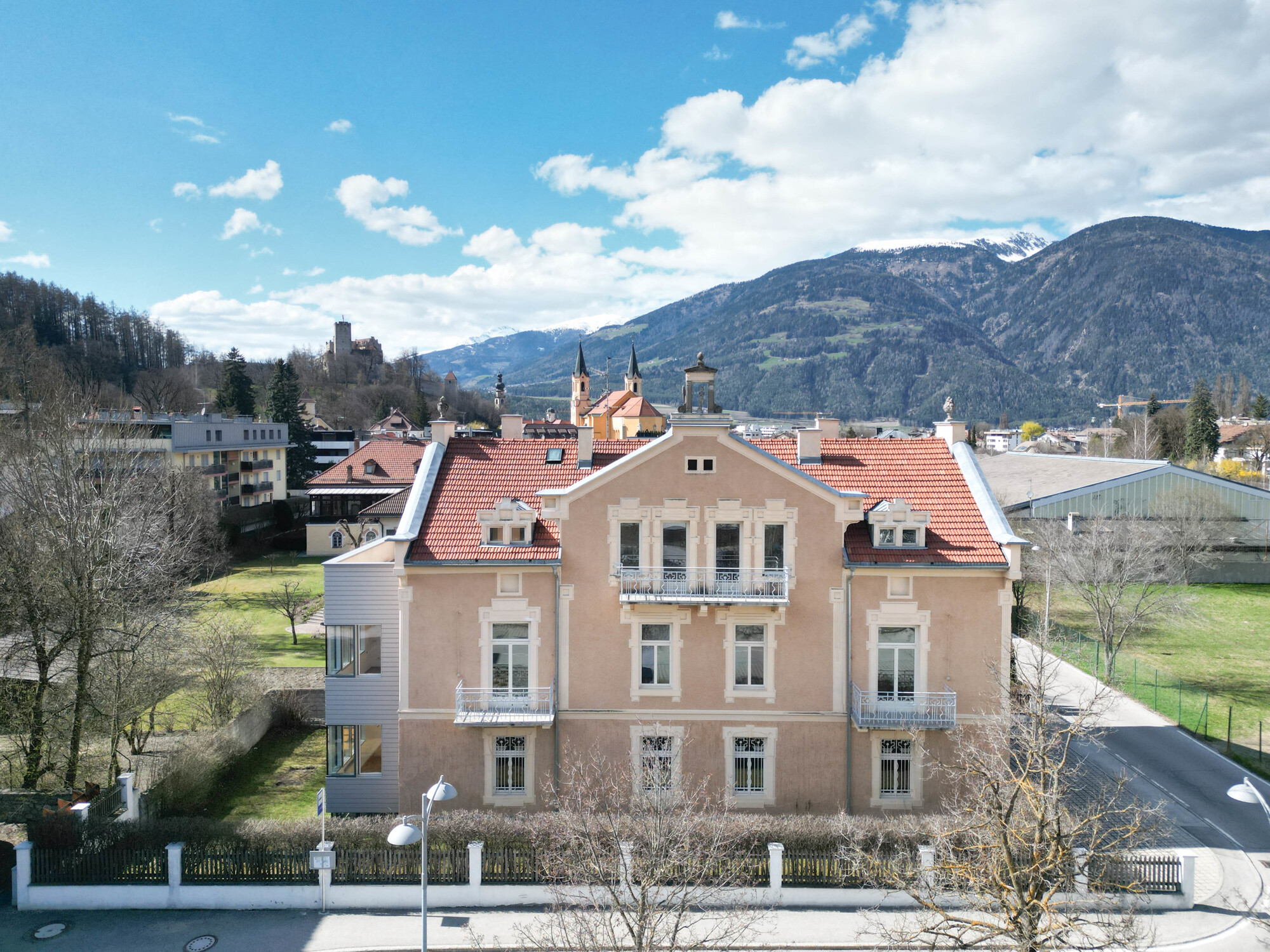 Villa