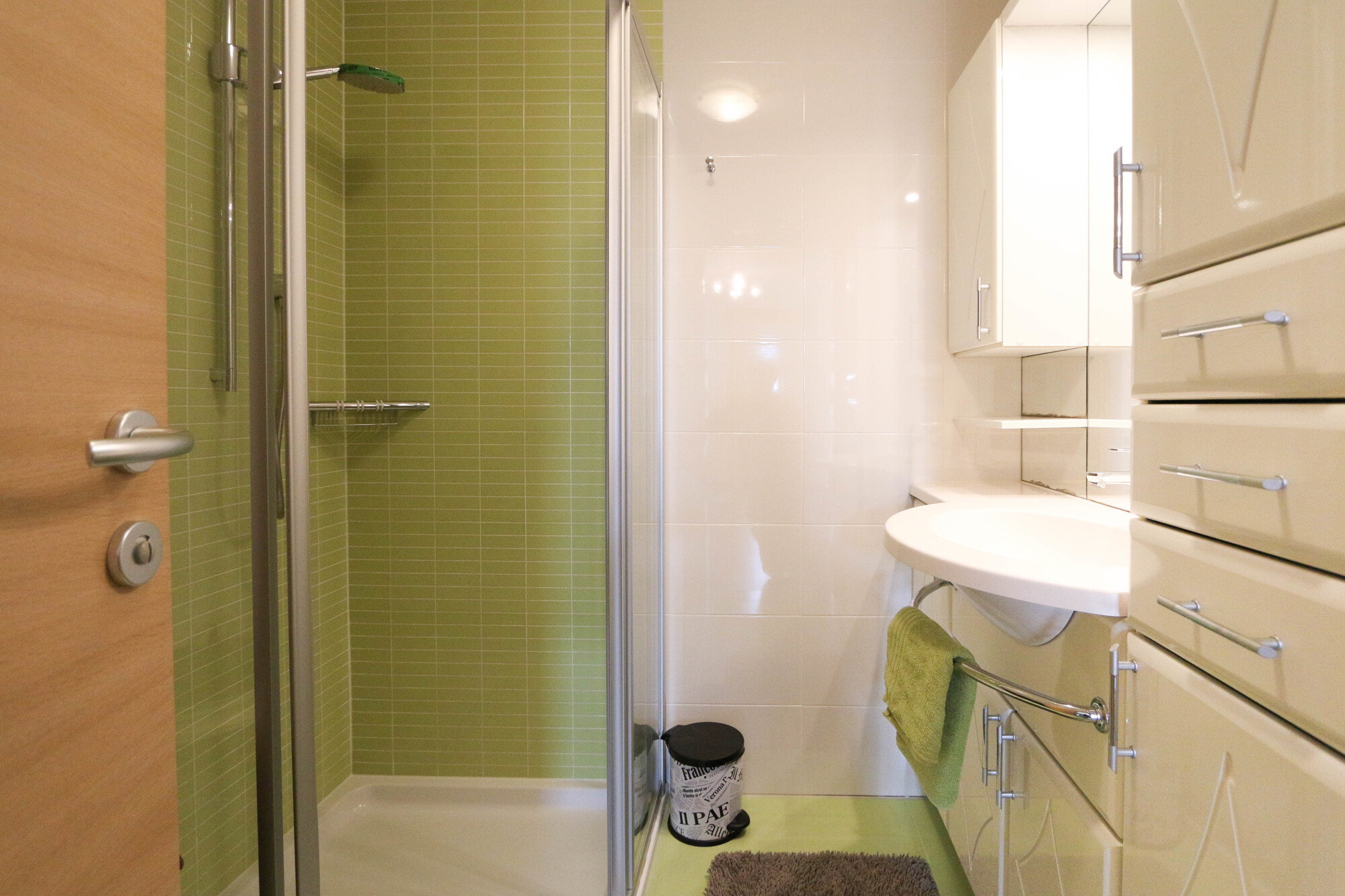 bathroom/