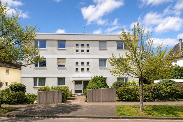 Straßenseite Wohngebäude