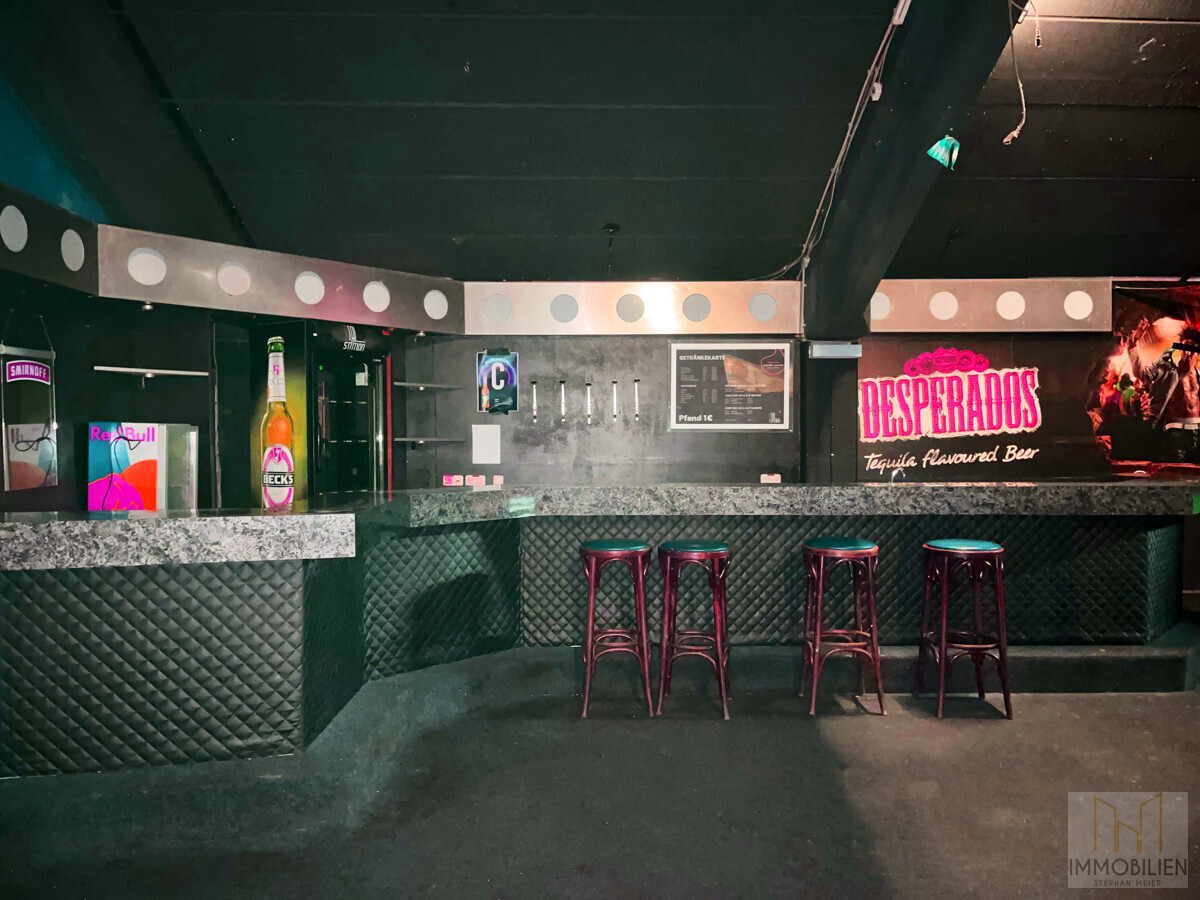 Bar Erdgeschoss
