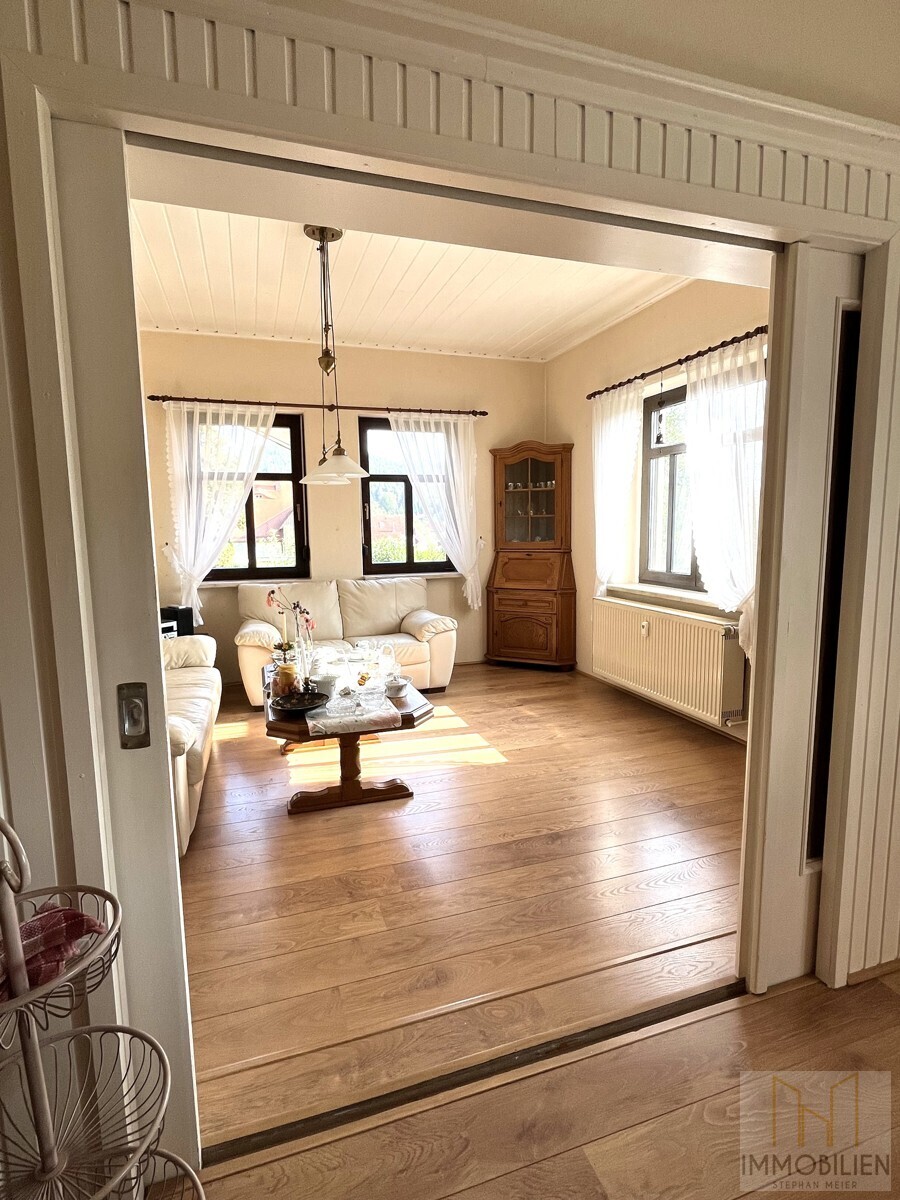 EG – Blick vom Esszimer zum Wohnzimmer