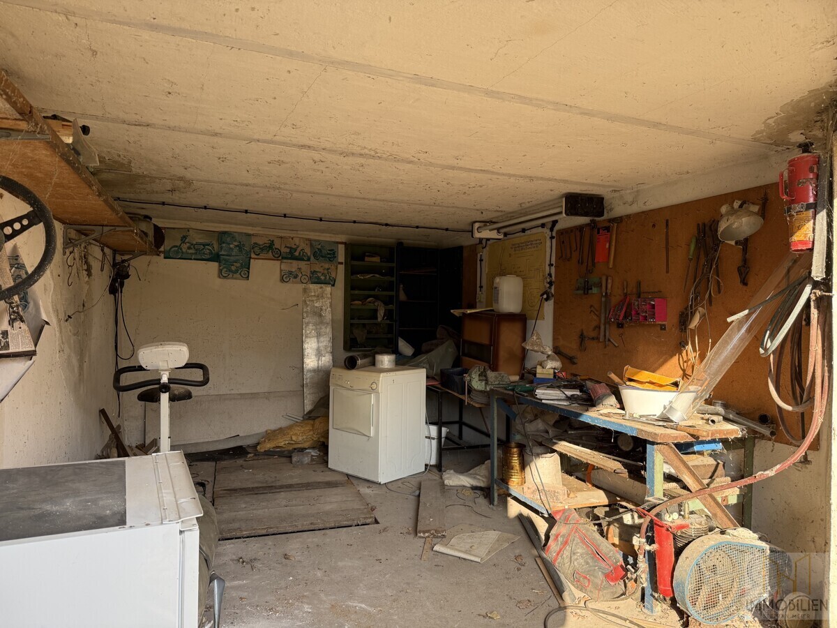 Garage mit Grube